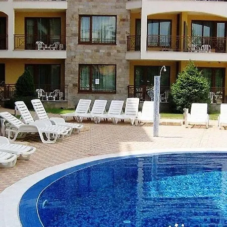 Apartment Golden Dreams *